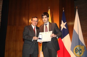 El profesor Javier Pereda recibió el "Premio a la excelencia en tesis doctoral"