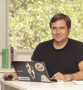 El profesor Ricardo Hurtubia