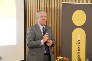 José Miguel Sánchez, Decano y Profesor Titular de la Facultad de Ciencias Económicas y Administrativas 